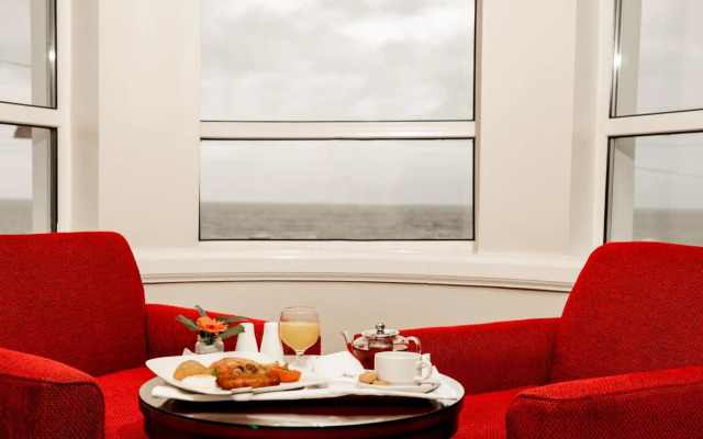 White Sands Hotel