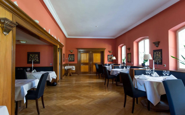 Schloss Heinsheim