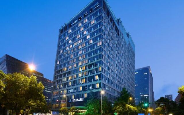 Three Gorges Serviced Apartments