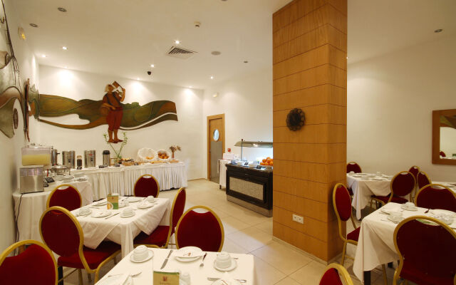 Golf Royal Hotel