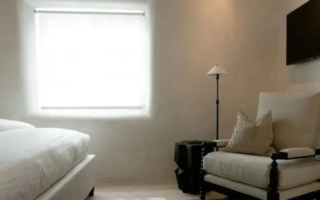 Palace Modern Residences at the Railyard