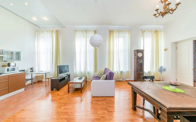 Апартаменты «Feelathome на Миллионной»