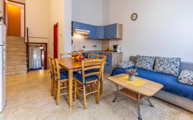 Awesome Home in Banjole With Wifi and 2 Bedrooms