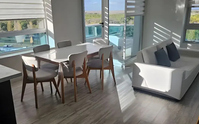 Alquiler 2 Ambientes frente Hotel Hilton