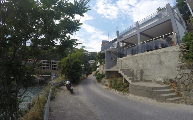 Apartments Klikovac Liman II