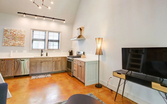 2 bedroom, East 18th Street