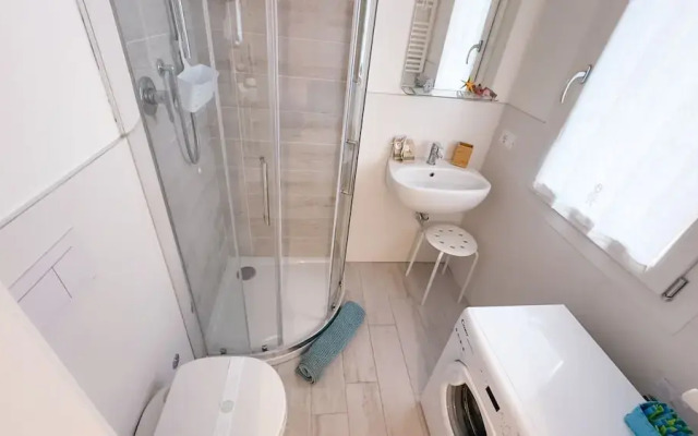 Maison De La Brodeuse