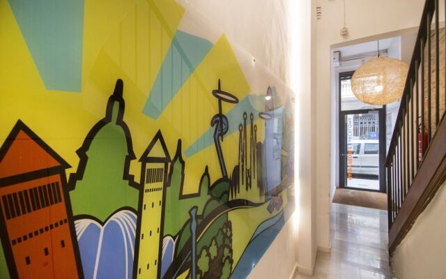 Happy People Plaza España