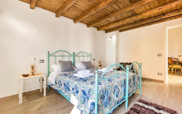 2192 Casetta di Adriana