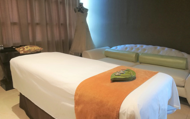 Generations Riviera Maya Family Resort Catamaran, Water Park & More Inclusive