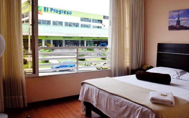 Hotel Platino Plaza