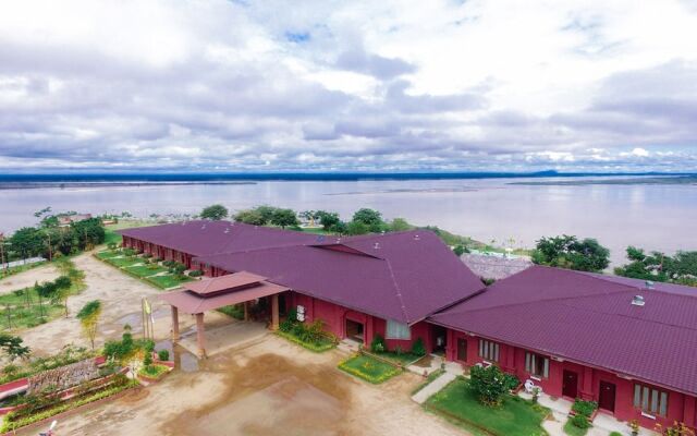 Royal Emerald River View Resort