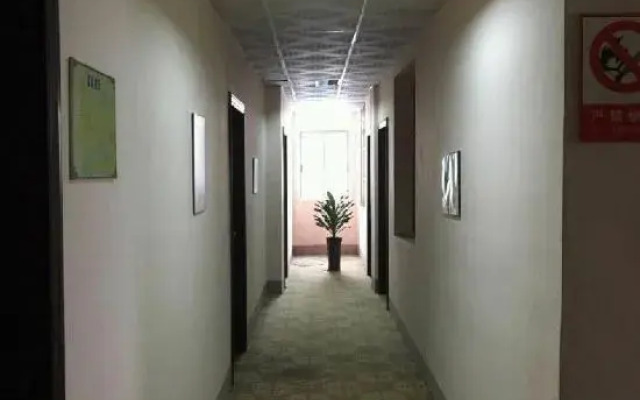 Oyo Ruilai Nanning Business Hotel