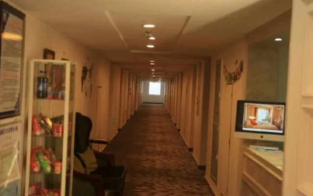 Yisuli Hotel (Dalian Hi-tech Wanda Plaza)