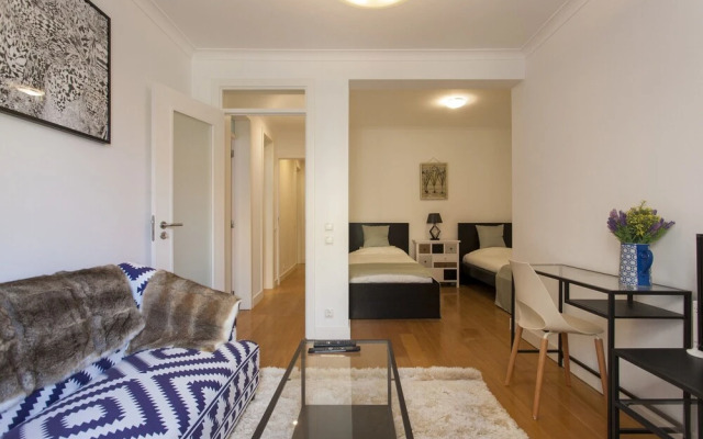 Santa Justa Suite by Homing