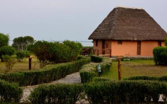 Ihamba Lakeside Safari Lodge