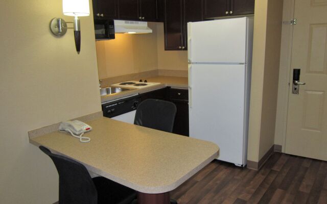 Sonesta Simply Suites Stafford