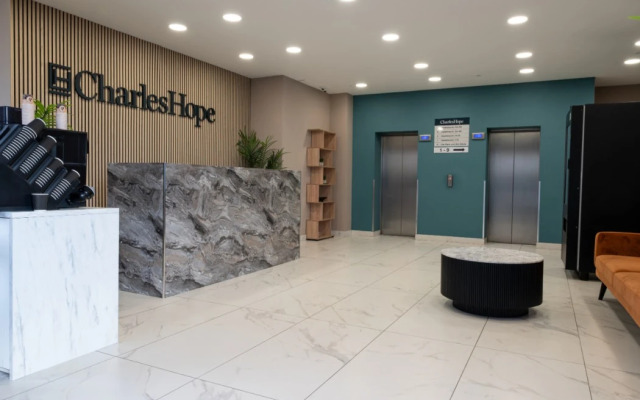 Charles Hope Apartments - Brentford