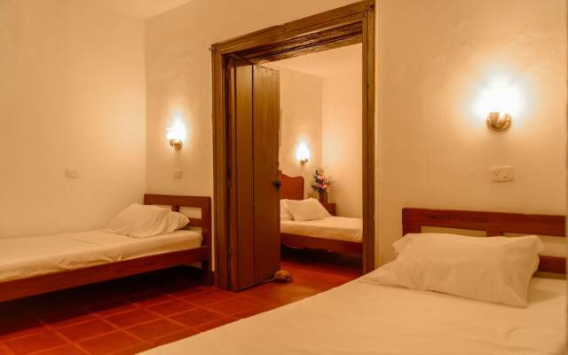 Hosteria Colonial La Cueva de Leo