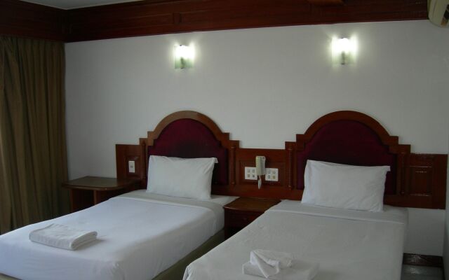 Hack Patong Beach Hotel