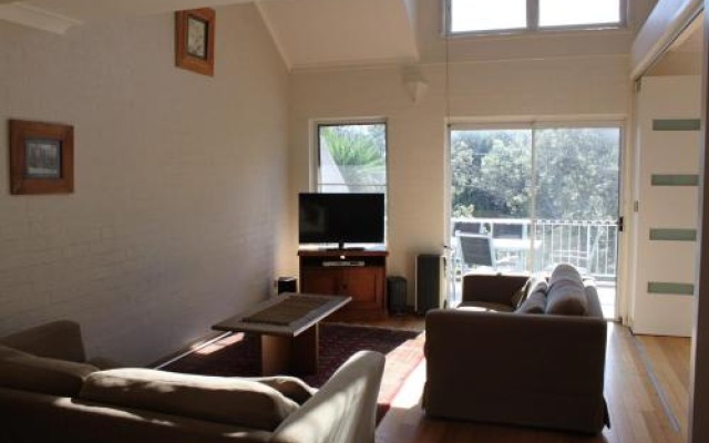 Byron Bay Accom Unit 7 34 Kendall Street, Byron Bay - Kendall Beach Apartments – Guest Rooms – Byron Bay