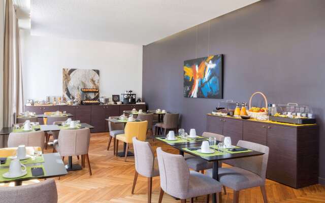 Best Western Premier Le Domaine de Montjoie