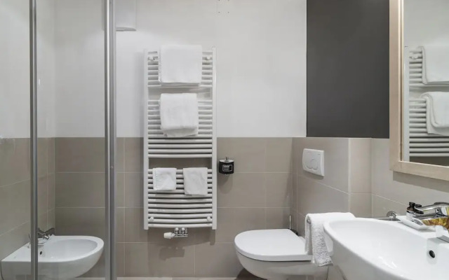 Christof Hotel