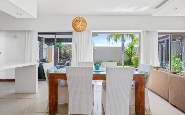 Athena Villa D10