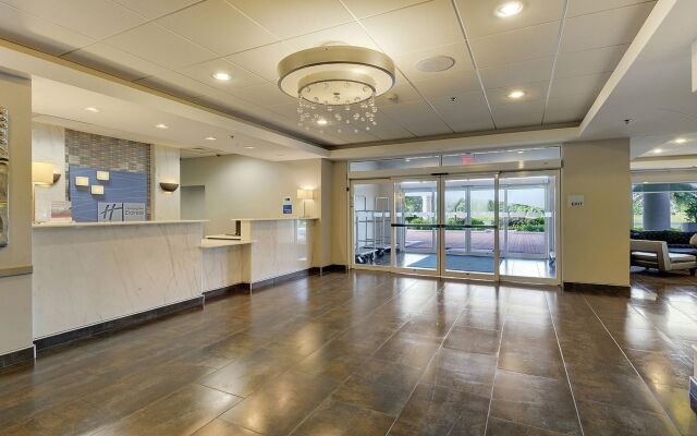 Holiday Inn Express & Suites Gonzales by IHG