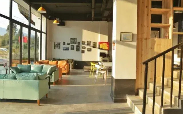 Kunlun Youth Hostel