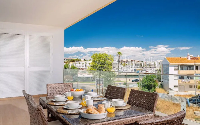 Lagos Marina View 2 With Pool by Homing