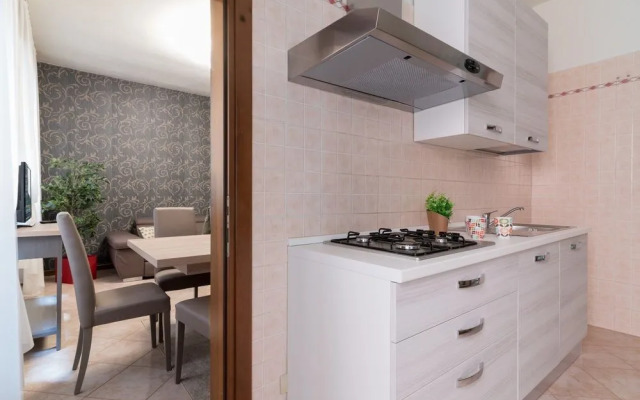 Santi Apostoli Venice Apartment