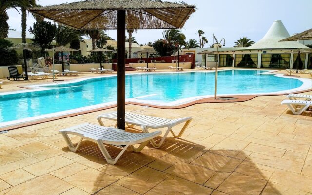 Playa Roca Costa Teguise