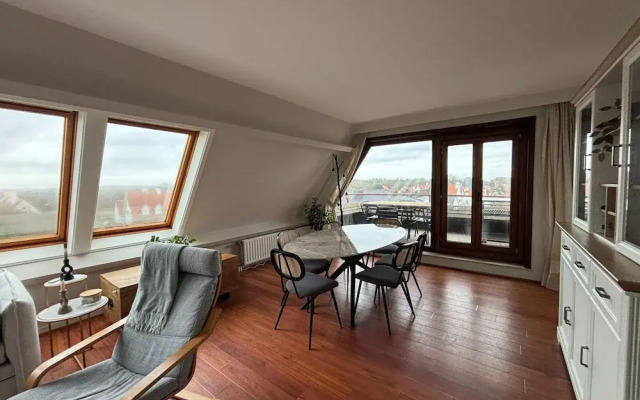 Penthouse in De Haan With Sea View