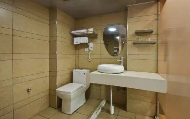 Changcheng Hotel