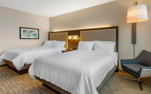 Holiday Inn Express & Suites Ashtabula-Geneva