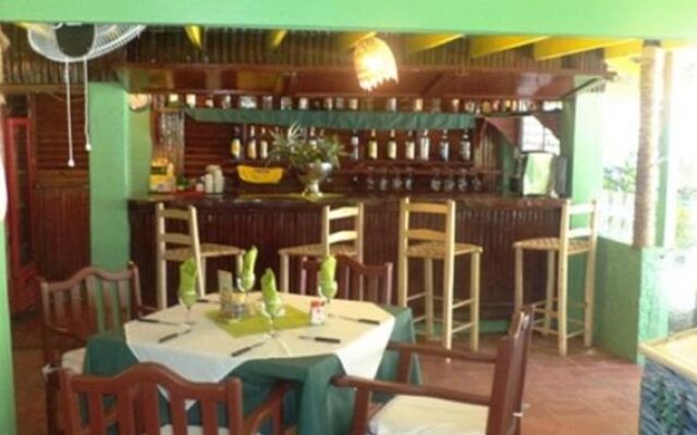 Hotel Los Pinos