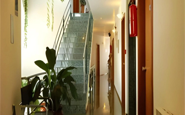 Residencial O Cortico