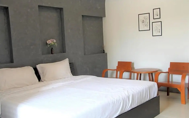 พีลาตุส อพาร์ทเม้นท์ (Pilatus Apartment)