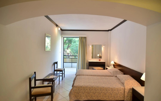 Limira Mare Hotel
