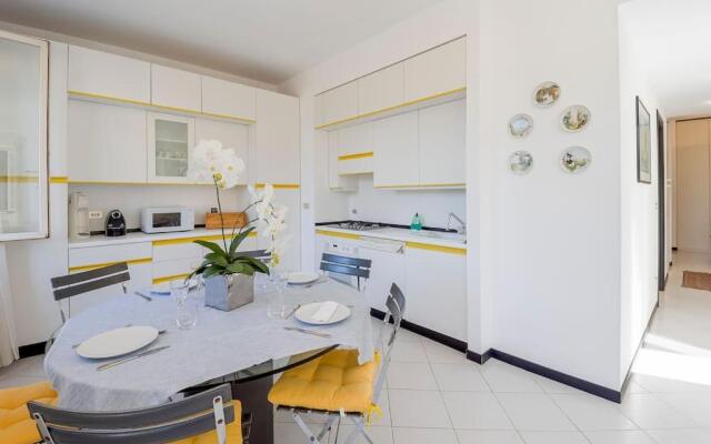 Victoria Hall Bordighera - 2 bedroom apartment - Parking