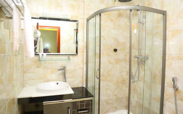 Heron Hotel