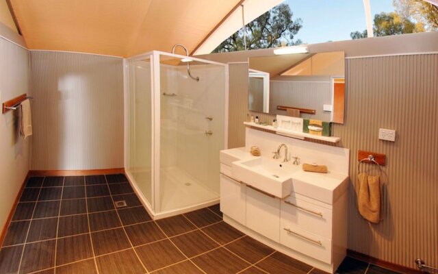 Kings Canyon Wilderness Lodge