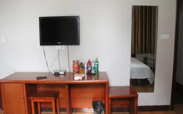 Guanxian Shuangying North Ring Express Hotel