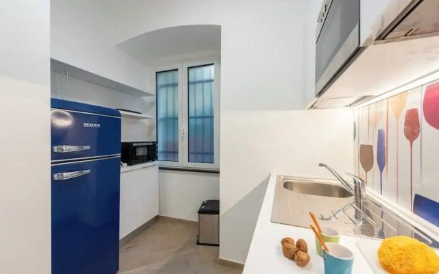 Central Flat In Genova