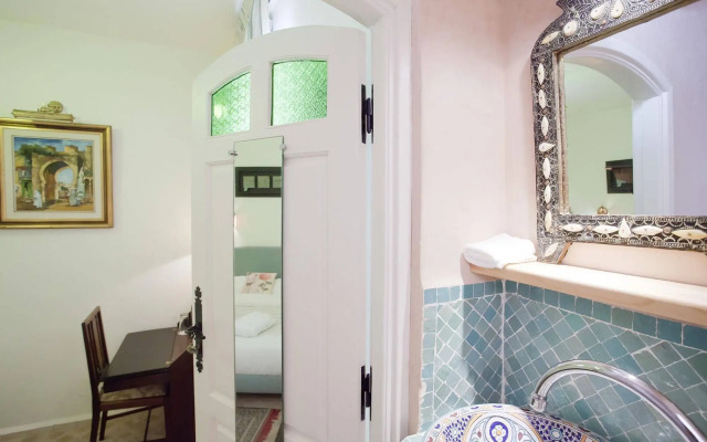 Kasbah Rose