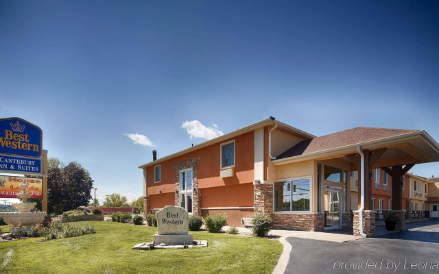 Days Inn & Suites by Wyndham Coralville / Iowa City