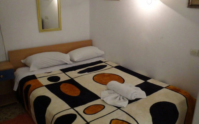 Sofia Rooms