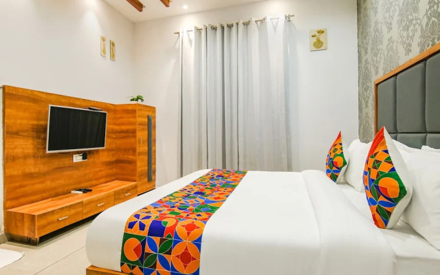 Fabhotel Prime Royal Maple