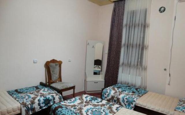 Gulnasis Guesthouse